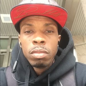 Meet your Posher, Vincent